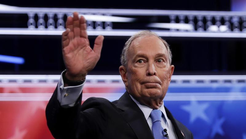 MIchael Bloomberg, einer der reichsten Menschen der Welt, ist erst spät in das Rennen seiner Partei eingestiegen. MIchael Bloomberg, einer der reichsten Menschen der Welt, ist erst spät in das Rennen seiner Partei eingestiegen.