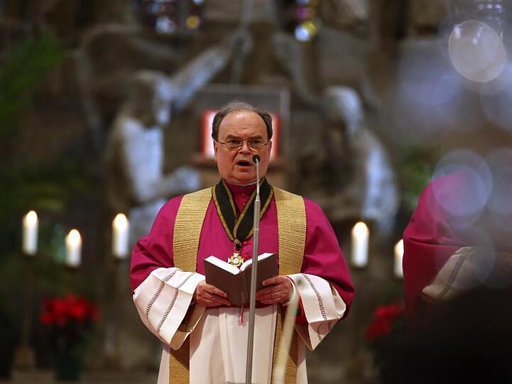 Bertram Meier steht im Hohen Dom. Foto: Karl-Josef Hildenbrand/dpa/Archivbild