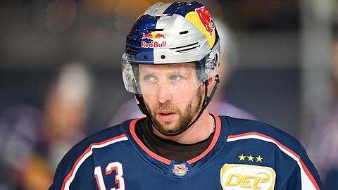 Von 2014 bis 2019 war Michael Wolf für den EHC München auf Tore- und Titeljagd. Jetzt kehrt er in neuer Funktion zurück. (Archivbild)