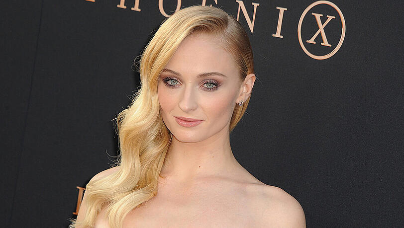 Sophie Turner bei der Premiere des Films "X-Men: Dark Phoenix" Sophie Turner bei der Premiere des Films "X-Men: Dark Phoenix"