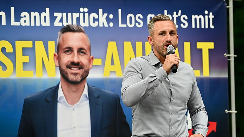 Andere Parteien haben eine Zusammenarbeit mit der AfD ausgeschlossen. Spitzenkandidat Ulrich Siegmund hat als Wahlziel "45 Prozent plus X" ausgegeben, um eine absolute Mehrheit f&uuml;r eine Alleinregierung zu erreichen. (Archivbild)