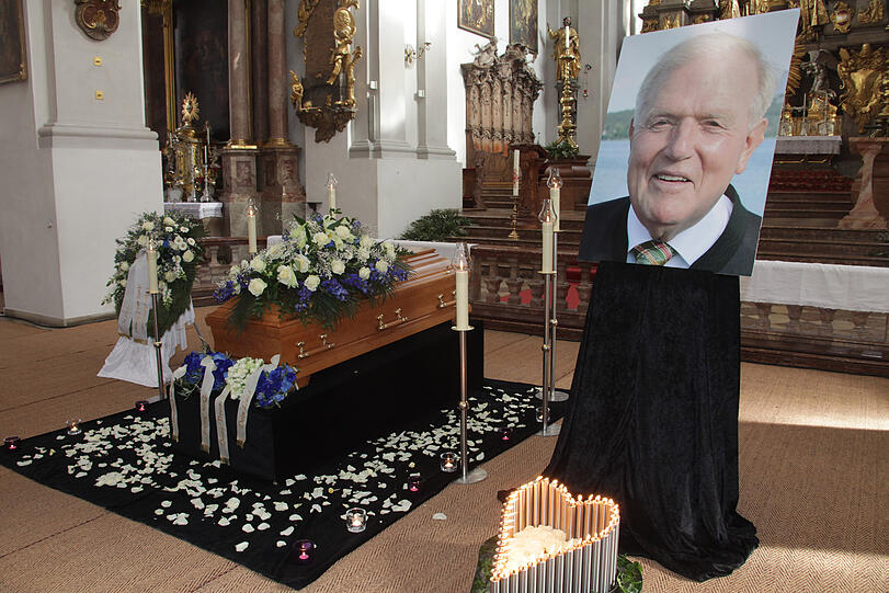 Trauerfeier für einen ganz Großen: Familie, Freunde und Bekannte trauern um Hermann Haberl