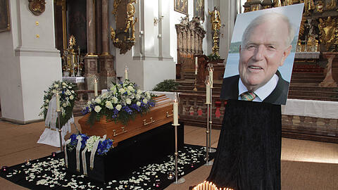 Trauerfeier für einen ganz Großen: Familie, Freunde und Bekannte trauern um Hermann Haberl