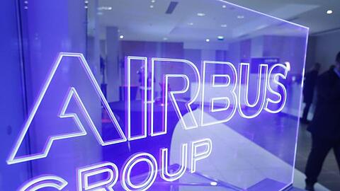 Der Luftfahrt- und Rüstungskonzern Airbus hat in der Krise die Produktion zurückgefahren.