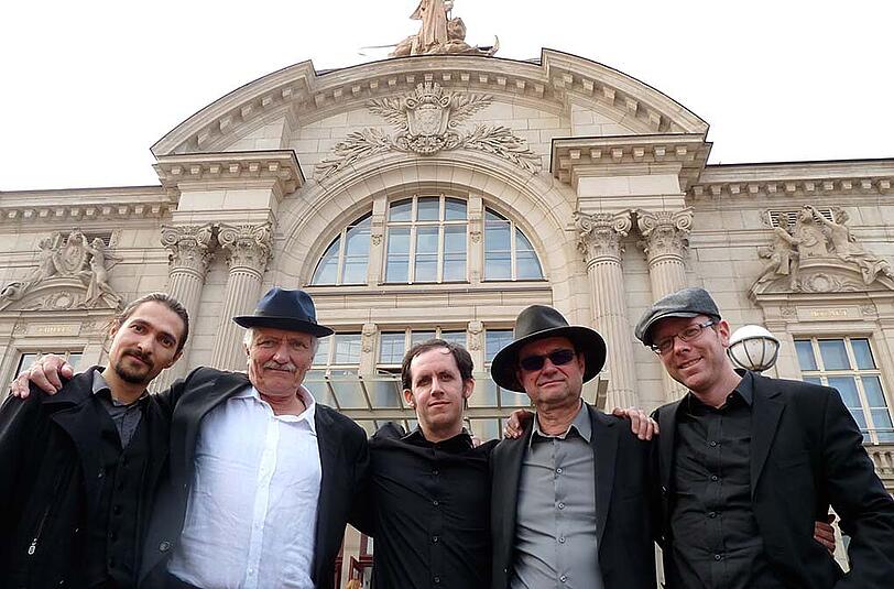 Jörg Widmoser, Wolfgang Lell, Andreas Wiersich, Alexander Bayer und Roland Duckarm sind Radio Europa.