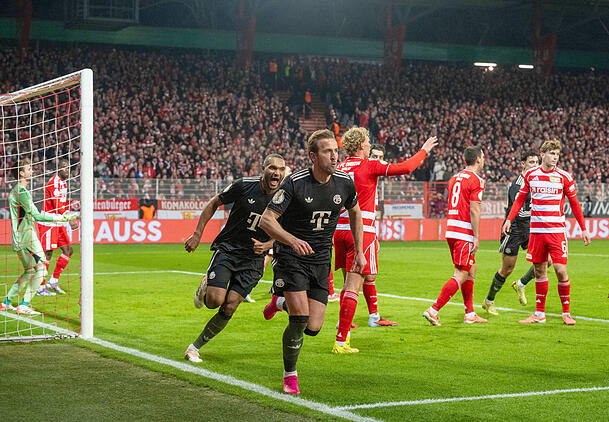 Erfolgreich per Kopf: Kane nach dem 2:0.