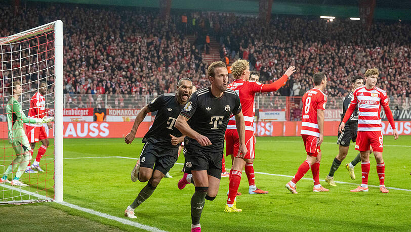 Erfolgreich per Kopf: Kane nach dem 2:0. Erfolgreich per Kopf: Kane nach dem 2:0.