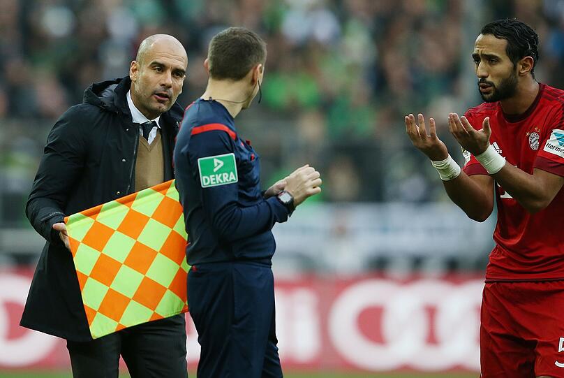 MEDHI BENATIA NOTE 5: Sah nach einem etwas übermotivierten Einsteigen (dennoch zunächst Ball gespielt) früh die Gelbe Karte (4.). Welch Hypothek für den Innenverteidiger für die Restdauer des Spiels,was den Marokkaner später behinderte. Konnte bzw. durfte nicht mehr resolut attackieren. Am Ende wegen seiner Kopfballstärke oft in Stürmerposition.
