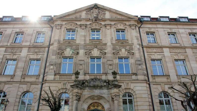 Außenansicht des Landgerichts in Ansbach.