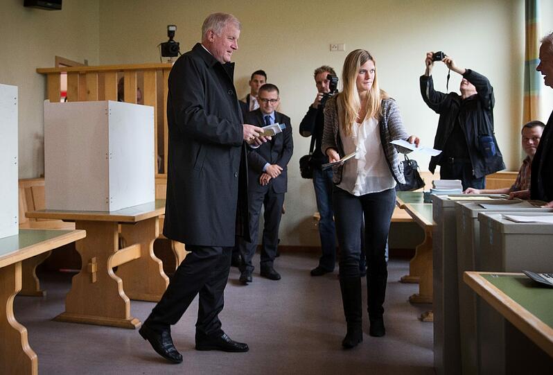 Hier gibt Horst Seehofer seine Stimme bei der Landtagswahl 2013 ab