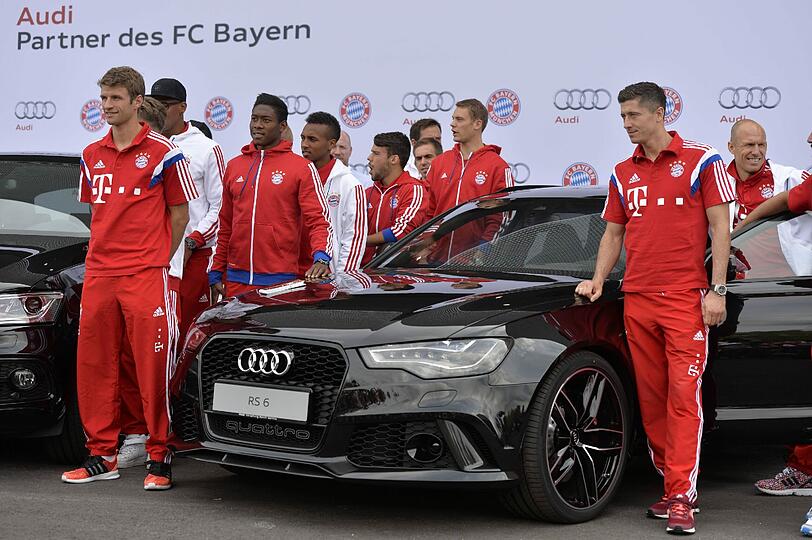Philipp Lahm, Manuel Neuer und Thomas Müller sowie auch Trainer Pep Guardiola entschieden sich für dieses Auto: Audi RS 6 Avant 4.0 TFSI
