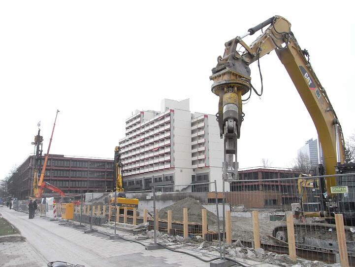 Das "Holiday Inn" an der Lepoldstraße wurde abgerissen. Aber Schwabing wächst, stellt AZ-Leser Stefan Panten fest.