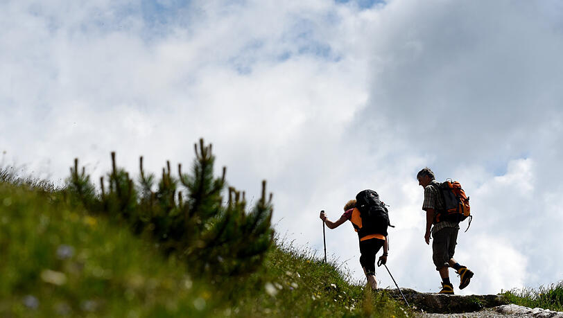 Wanderer am Wank: Gute Ausrüstung ist wichtig. Wanderer am Wank: Gute Ausrüstung ist wichtig.