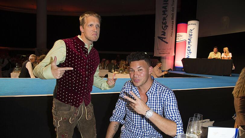 Versuchte sich als Rapper: Oliver Pocher (l.) und Hip-Hop-Star Prince Kay One Versuchte sich als Rapper: Oliver Pocher (l.) und Hip-Hop-Star Prince Kay One