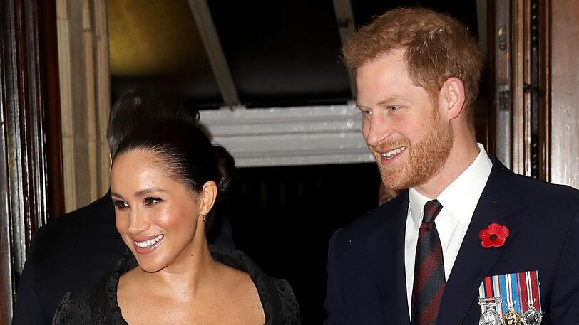Meghan und Harry könnten ihre Herzogstitel verlieren. Das fordert eine Petition in Sussex.