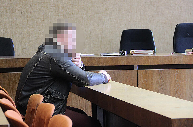 Er schämt sich: Peter S. gibt die Sex-Attacken zu.