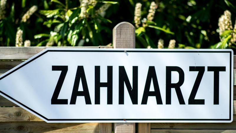 Ein Zahnarzt konnte sich vor Gericht nicht gegen die Internet-Plattform Jameda durchsetzen. Ein Zahnarzt konnte sich vor Gericht nicht gegen die Internet-Plattform Jameda durchsetzen.