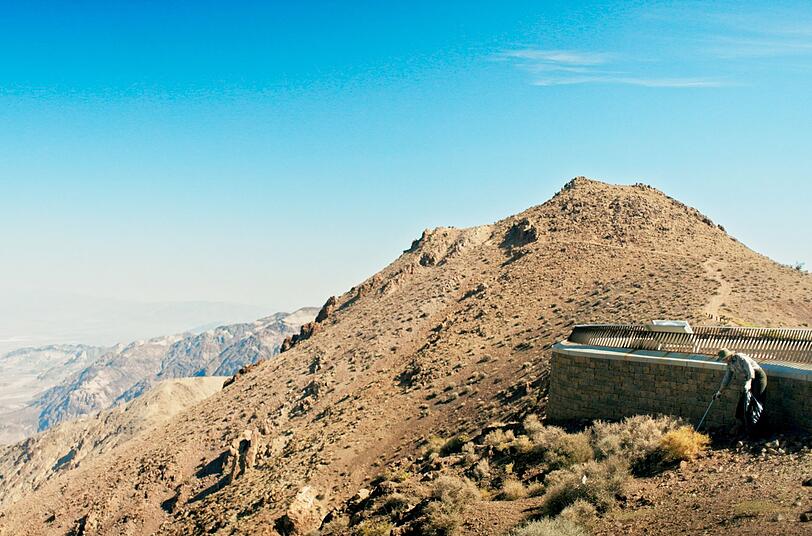 Im sogenannten "Death Valley" ist die geballte, heiße Kraft der Sonne zu spüren. Im Sommer erreichen die Temperaturen regelmäßig 50 Grad Celsius. Im sogenannten "Death Valley" ist die geballte, heiße Kraft der Sonne zu spüren. Im Sommer erreichen die Temperaturen regelmäßig 50 Grad Celsius.