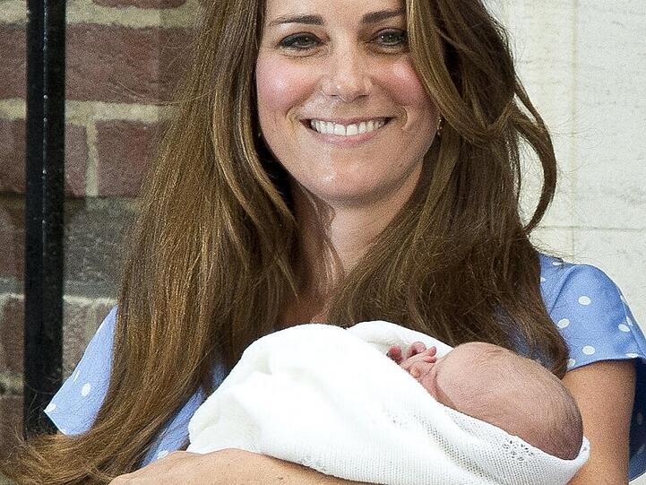 Weitere Bilder von Herzogin Kate, Prinz William und ihren ersten Sohn, dem kleinen Prinz George.