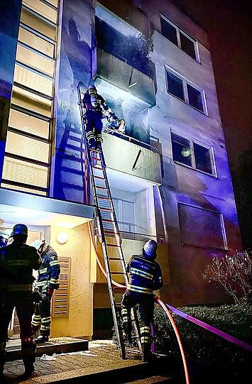 Rettungseinsatz am Balkon.
