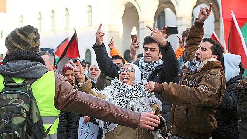 Aufgeheizte Stimmung: Teilnehmer der Demo am Samstag.