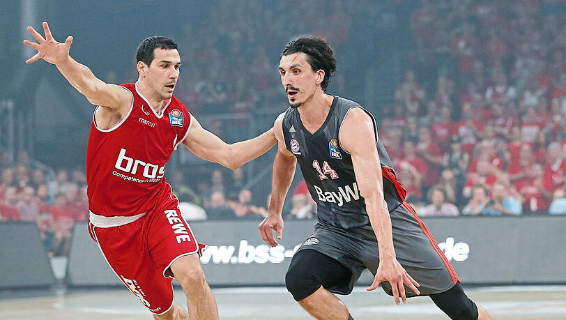 Mit den Basketballern des FC Bayern am Ende chancenlos in Bamberg: Nihad Djedovic. Mit den Basketballern des FC Bayern am Ende chancenlos in Bamberg: Nihad Djedovic.