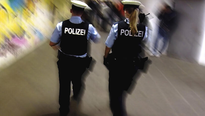 Eine Streife der Bundespolizei wurde von einem 17-Jährigen am Ostbahnhof angerempelt. Eine Streife der Bundespolizei wurde von einem 17-Jährigen am Ostbahnhof angerempelt.