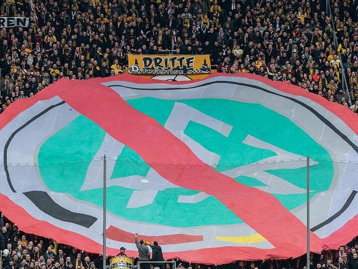 Der Unmut der Fans gegen DFB und DFL nahm in den letzten Monaten immer mehr zu.
