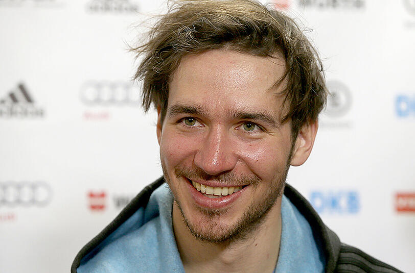 Felix Neureuther beendete die letzte Skisaison mit erheblichen Rückenschmerzen.