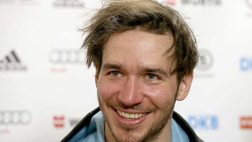 Felix Neureuther beendete die letzte Skisaison mit erheblichen Rückenschmerzen. Felix Neureuther beendete die letzte Skisaison mit erheblichen Rückenschmerzen.