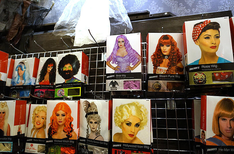 Der Halloween Gore Store bietet alles, was das Herz eines Horror-Fans begehrt.
