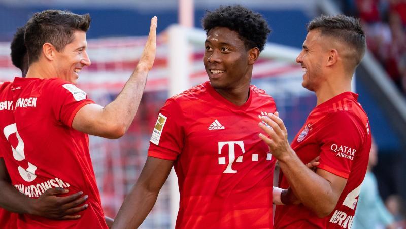 David Alaba (M.) steht dem FC Bayern wieder zur Verfügung. David Alaba (M.) steht dem FC Bayern wieder zur Verfügung.