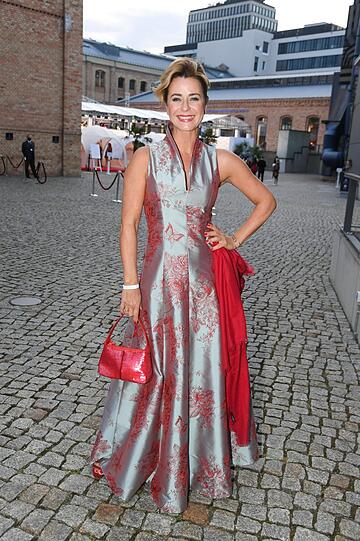 Bettina Cramer.