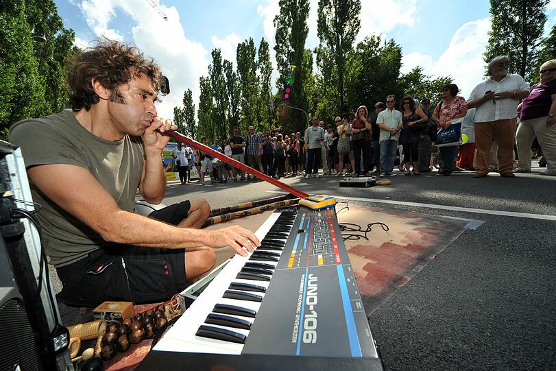 Seit dem Jahr 2000 gibt es das Streetlife Festival in München auch in diesem Jahr wieder mit dem obligatorischen "Leo Corso".