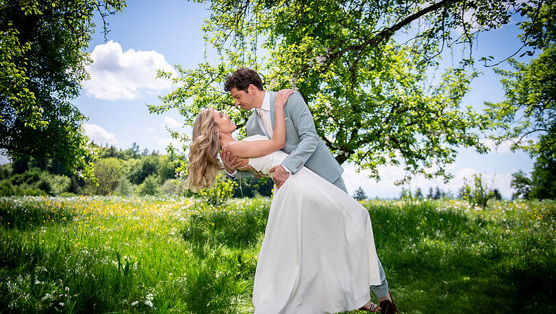 In der 22. Staffel von "Sturm der Liebe" haben Anna Karolin Berger und Anthony Paul die Hauptrollen inne. In der 22. Staffel von "Sturm der Liebe" haben Anna Karolin Berger und Anthony Paul die Hauptrollen inne.