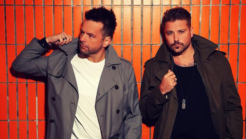 Felix von Jascheroff (r.) und Micar bilden das DJ-Projekt Micar & Jash.