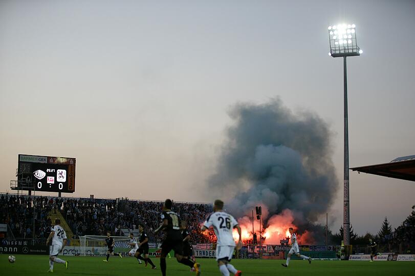 So sah der der Löwen-Fanblock aus. Die Bilder vom Spiel gegen Aalen.