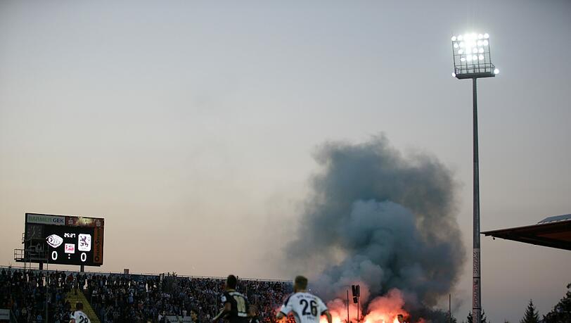So sah der der Löwen-Fanblock aus. Die Bilder vom Spiel gegen Aalen. So sah der der Löwen-Fanblock aus. Die Bilder vom Spiel gegen Aalen.
