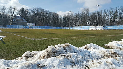 Schneemassen beseitigt: Der TSV 1860 konnte am Freitag vor dem richtungsweisenden Heimspiel gegen Fortuna Düsseldorf wieder auf dem Platz trainieren.