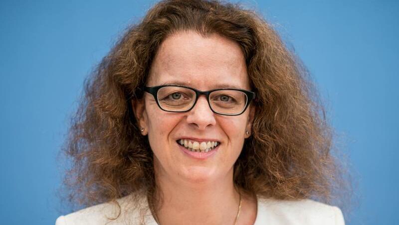 Isabel Schnabel ist Mitglied des EZB-Direktoriums. Isabel Schnabel ist Mitglied des EZB-Direktoriums.