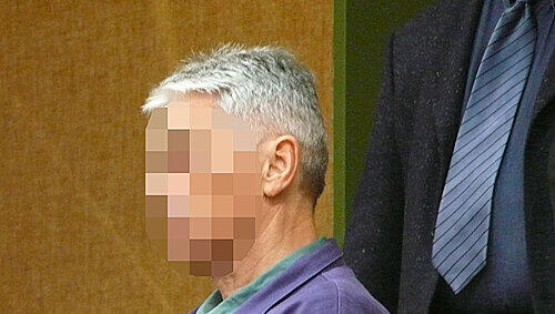 Der Staatsanwalt fordert lebenlanmge Haft für Hans-Martin R. Der Staatsanwalt fordert lebenlanmge Haft für Hans-Martin R.