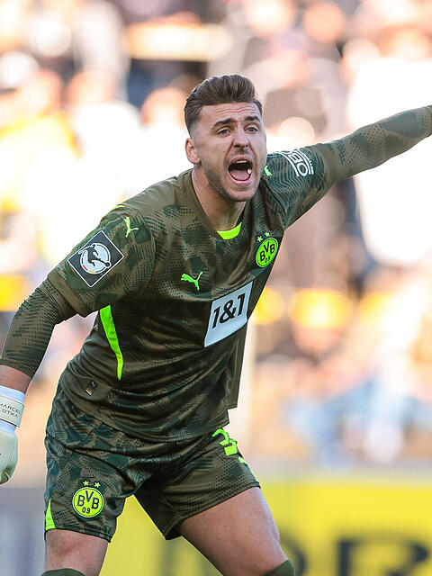 Marcel Lotka stand seit Sommer 2022 bei Borussia Dortmund unter Vertrag, dieser endet nun. Nach AZ-Infos steht der 24-Jährige auf der Löwen-Liste als Nachfolger für den abgewanderten Marco Hiller.
