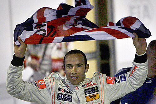 &bdquo;Gestern ist der kleine Lewis zu Hamilton dem Großen geworden.&ldquo;