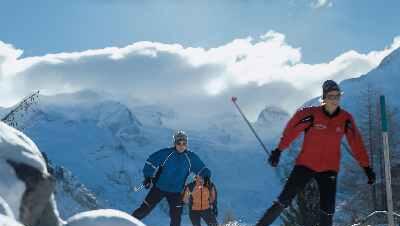 Pontresina: Langlaufen im Morteratsch Pontresina: Langlaufen im Morteratsch