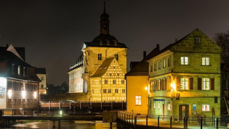 Die Lichter der Innenstadt von Bamberg (Bayern). Foto: picture alliance / dpa/archivbild Die Lichter der Innenstadt von Bamberg (Bayern). Foto: picture alliance / dpa/archivbild