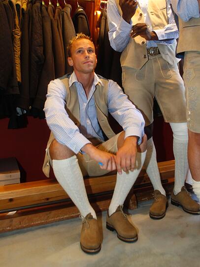 Malura im neuen Wiesn-Dress