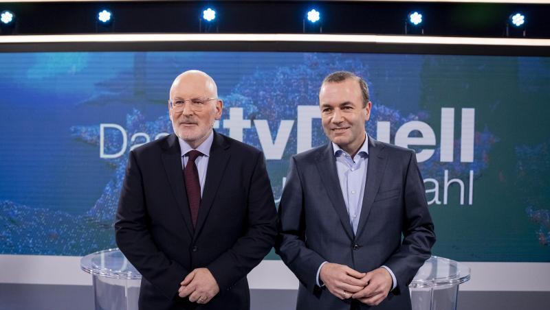 Frans Timmermans (l) und Manfred Weber stehen vor dem TV-Duell zur Europawahl für ein Foto zusammen. Frans Timmermans (l) und Manfred Weber stehen vor dem TV-Duell zur Europawahl für ein Foto zusammen.