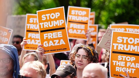 Protestiert wurde vor allem in Aberdeen und Edinburgh
