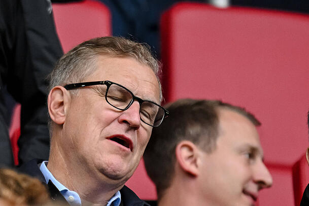 Klartext von Bayern-CEO Jan-Christian Dreesen: Nach dem 3:3 in Stavanger w&auml;chst beim Rekordmeister die Sorge um Defensive, Stabilit&auml;t und Mindset.