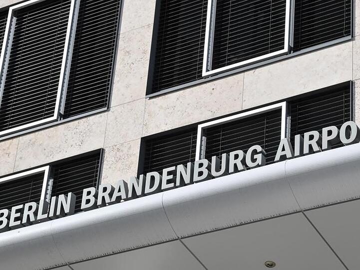 Die Betreiber halten daran fest, dass der drittgrößte deutsche Flughafen im Oktober 2020 an den Start gehen kann.